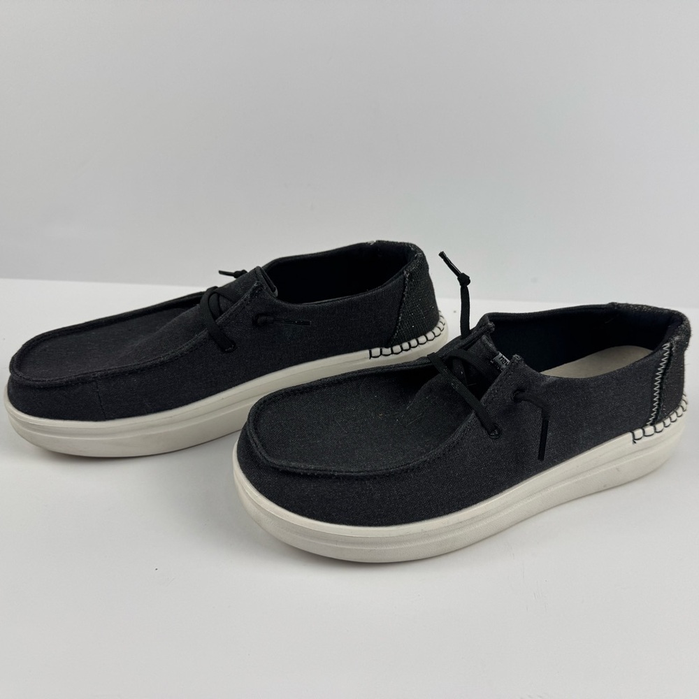 Black Women’s Hey Dude Wendy rise casual shoe size 7